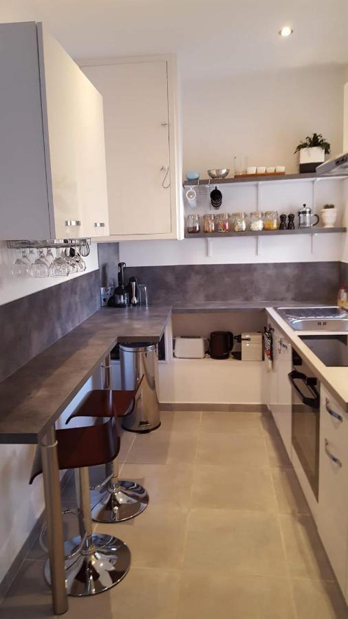 Agreable Appartement T2 Proche Centre Nimes Luaran gambar