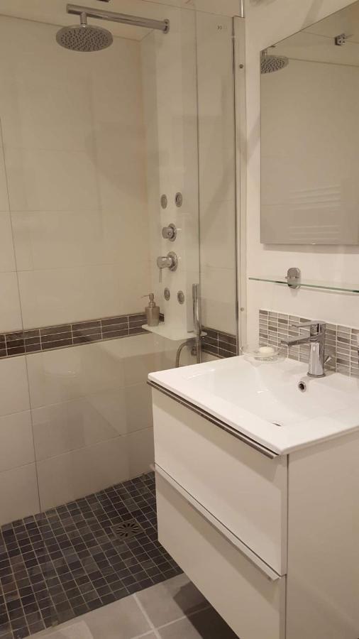 Agreable Appartement T2 Proche Centre Nimes Luaran gambar