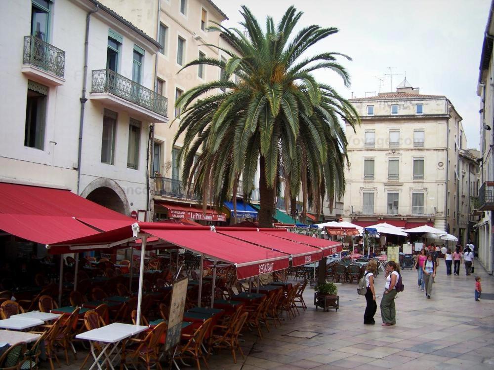 Agreable Appartement T2 Proche Centre Nimes Luaran gambar