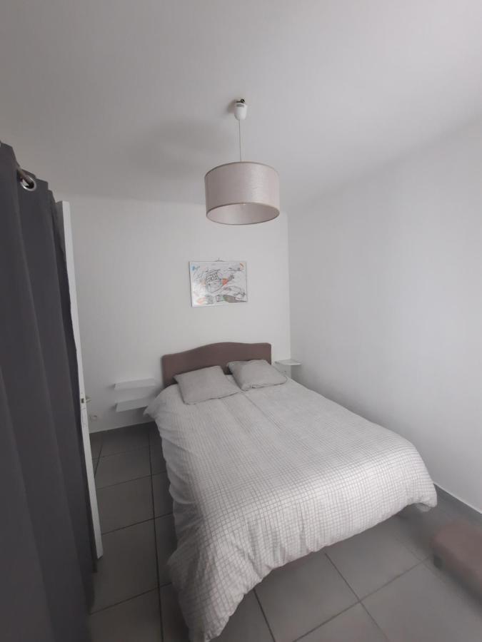 Agreable Appartement T2 Proche Centre Nimes Luaran gambar