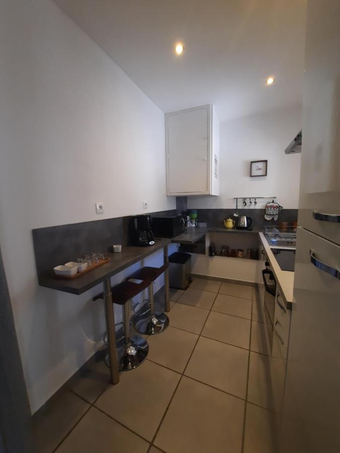 Agreable Appartement T2 Proche Centre Nimes Luaran gambar