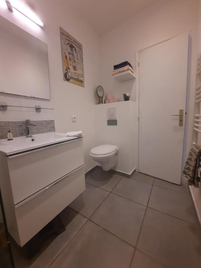 Agreable Appartement T2 Proche Centre Nimes Luaran gambar