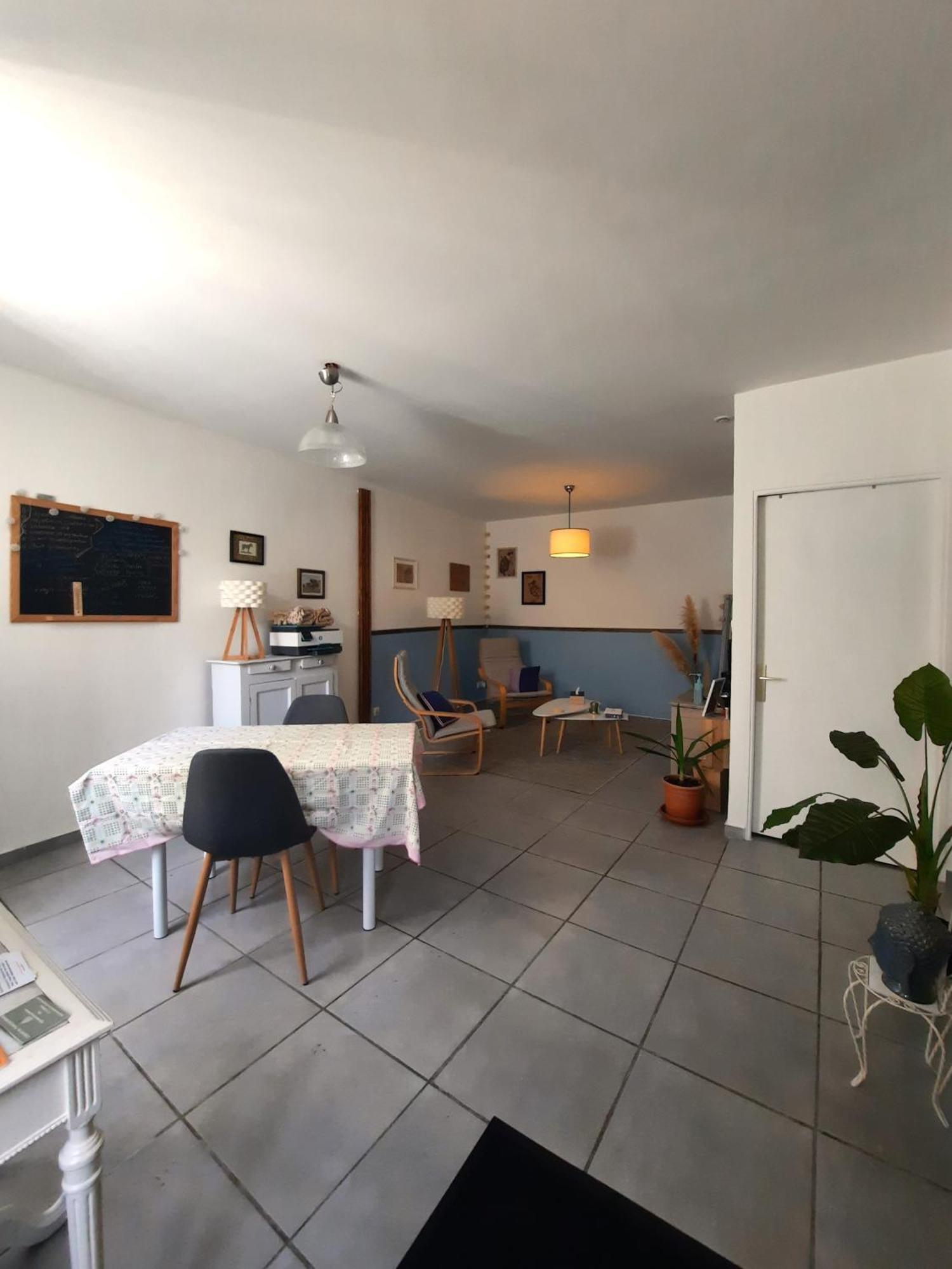 Agreable Appartement T2 Proche Centre Nimes Luaran gambar