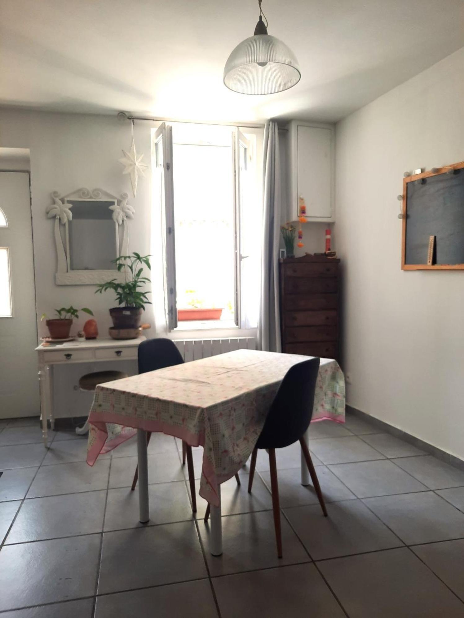 Agreable Appartement T2 Proche Centre Nimes Luaran gambar